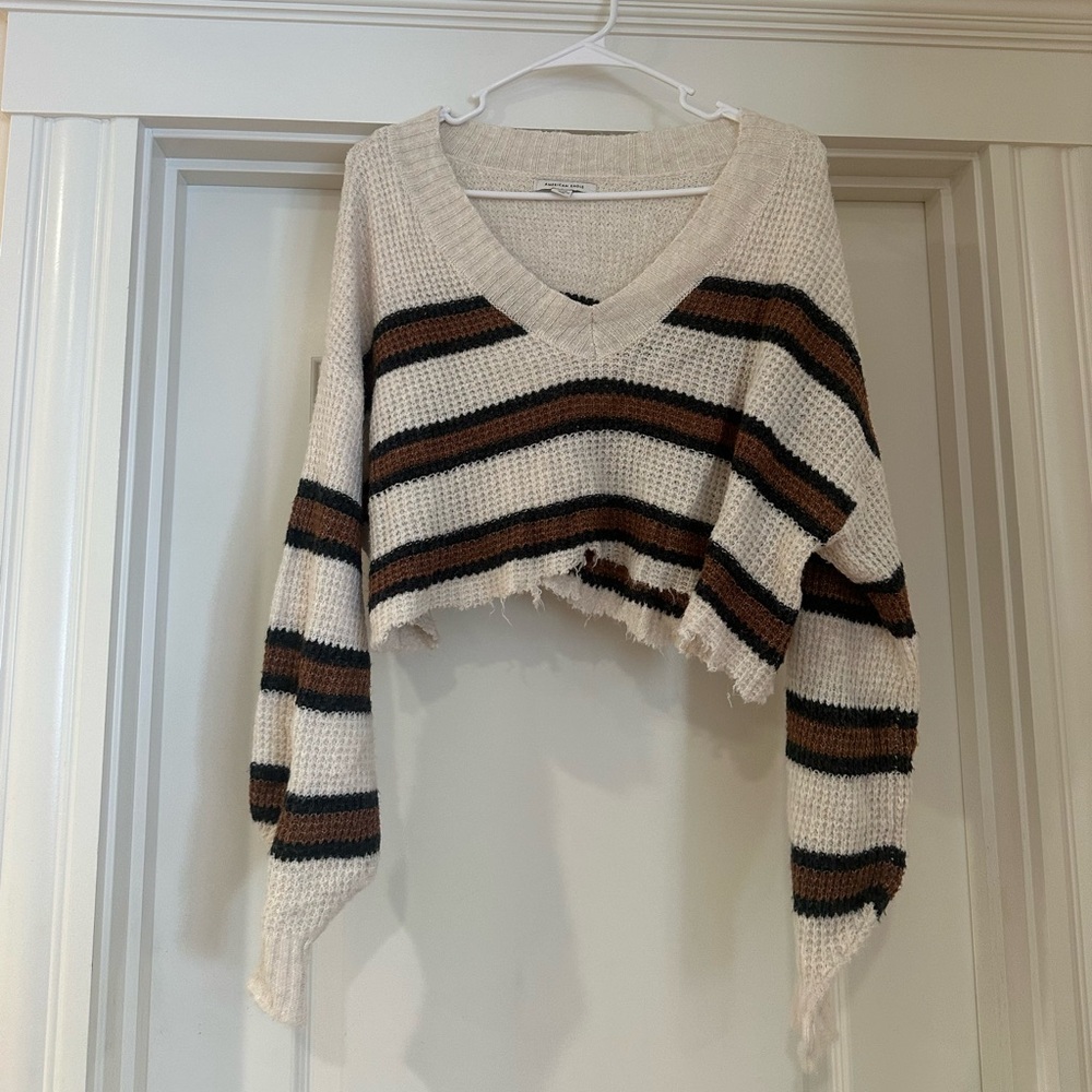 American Eagle Striped V-Neck Cropped Sweater